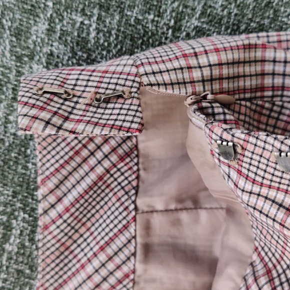 Plaid Skirt - Picture 5 of 8